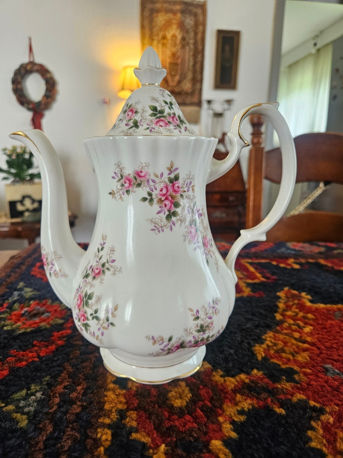Royal Albert Lavender Rose porselein, Enlèvement