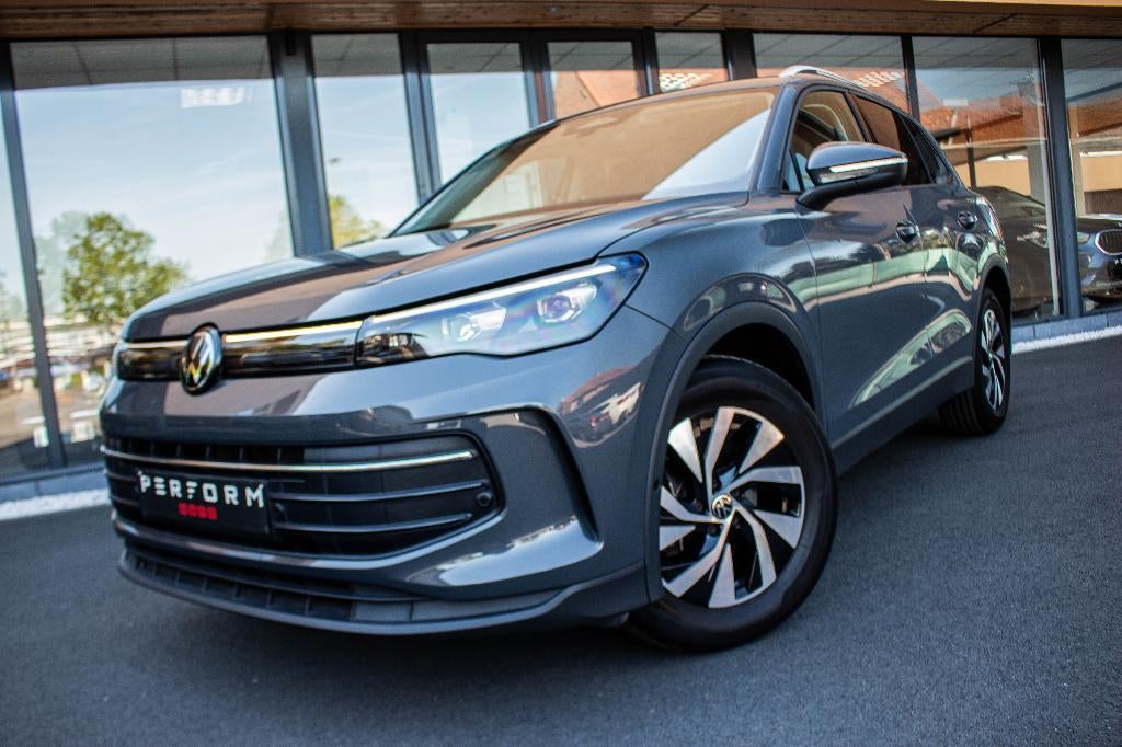 VOLKSWAGEN TIGUAN 1.5 E-TSI DSG (180 kW) *MASSAGE SEATS*S, Autos, Volkswagen, Cuir, Argent ou Gris, 139 g/km, Euro 6