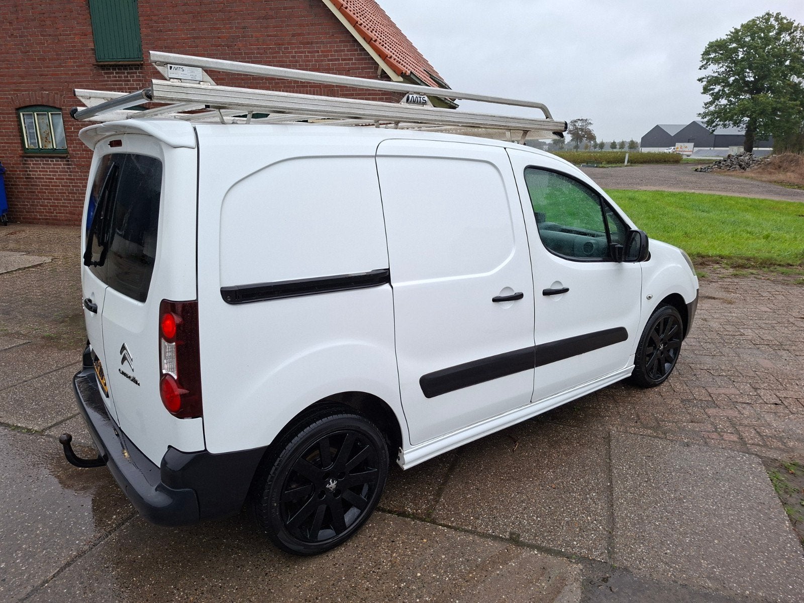 citroen berlingo 1.6hdi euro 5, Voorwielaandrijving, Euro 5, Stof, Wit