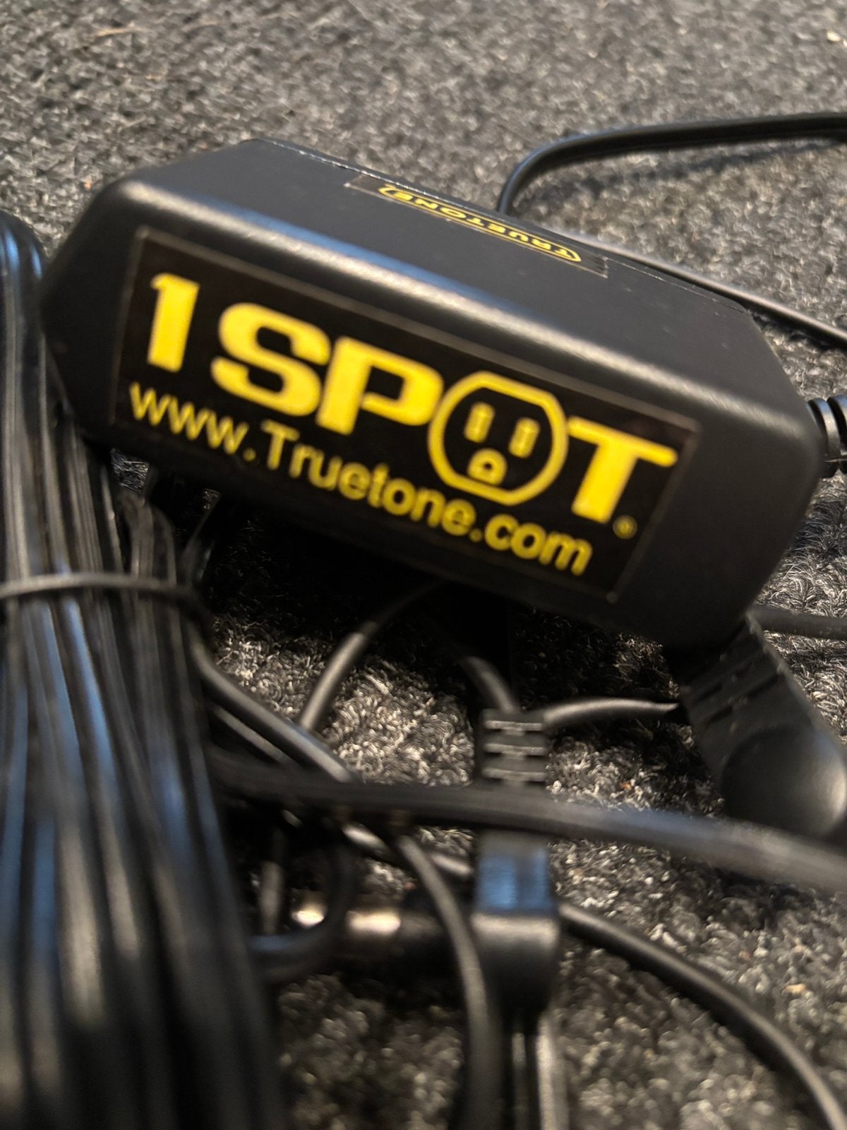 Multi 9V voeding voor pedaal effecten, Audio, Tv en Foto, Opladers, Ophalen, Zo goed als nieuw