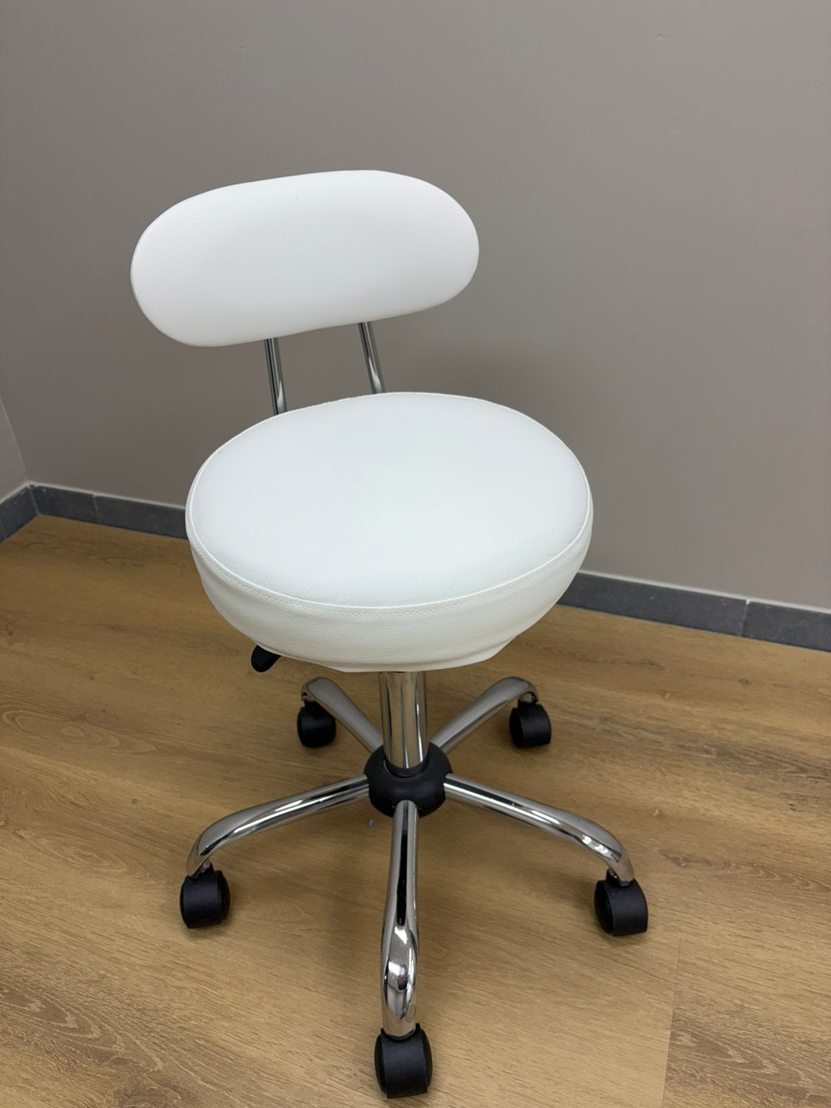 Fauteuil de coiffeur, Enlèvement