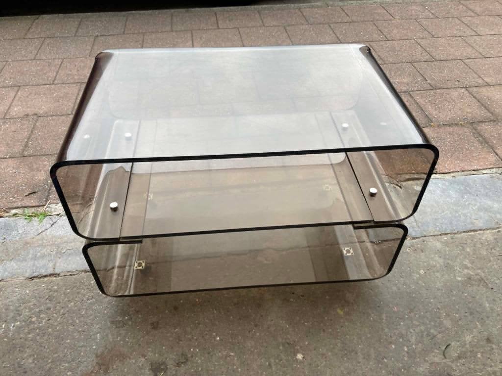 Vintage 70's salontafel smoked plexiglas (naar Michel Dumas), Ophalen, Gebruikt, Rechthoekig