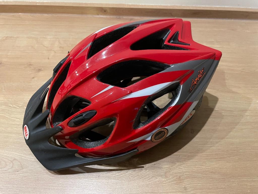 Fietshelm volwassenen.  54-61, Fietsen en Brommers, Ophalen, Zo goed als nieuw, Heer of Dame