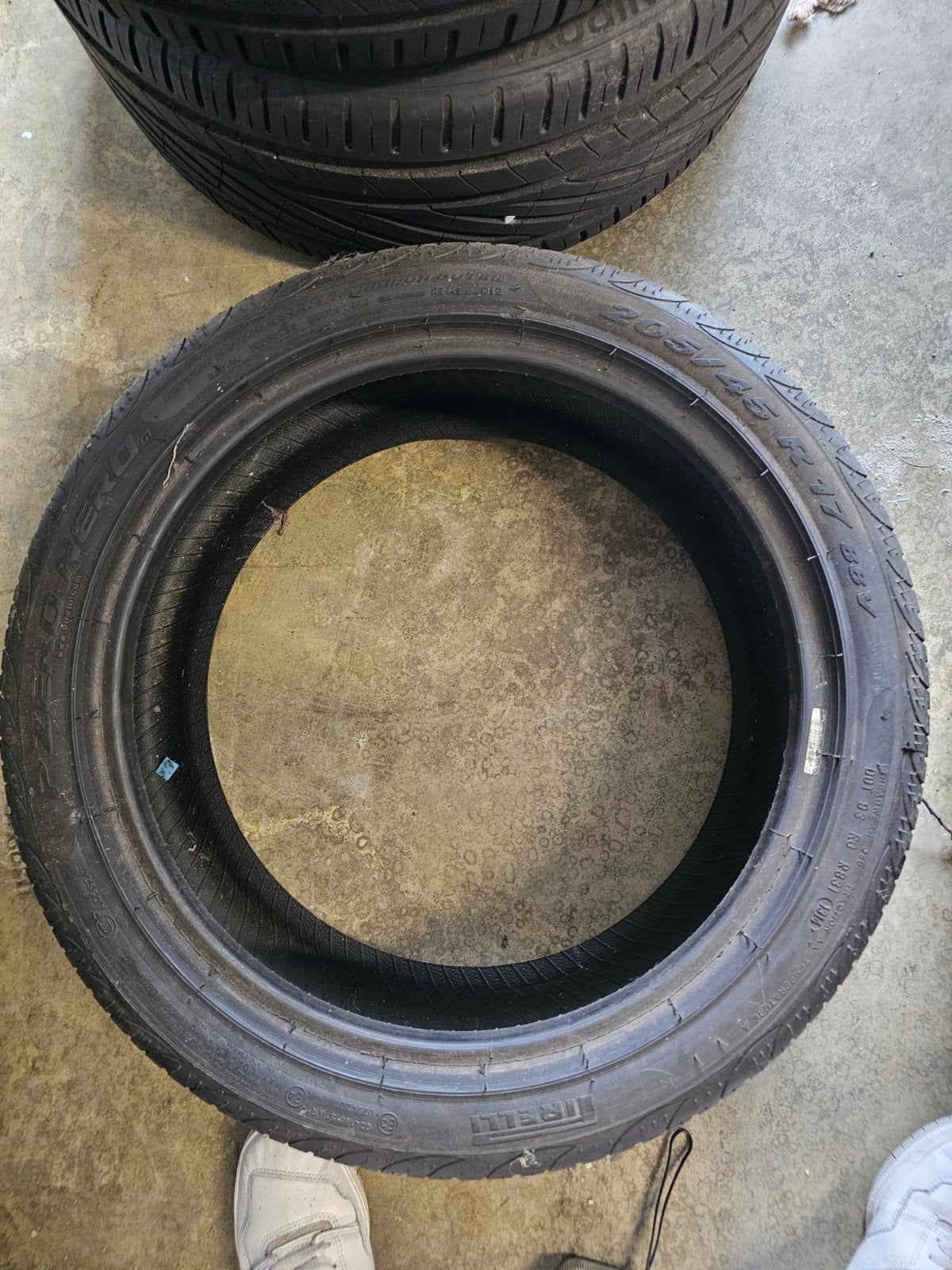 205 45 17 Pirelli p zero Nero en bf goodrich gratis, Enlèvement