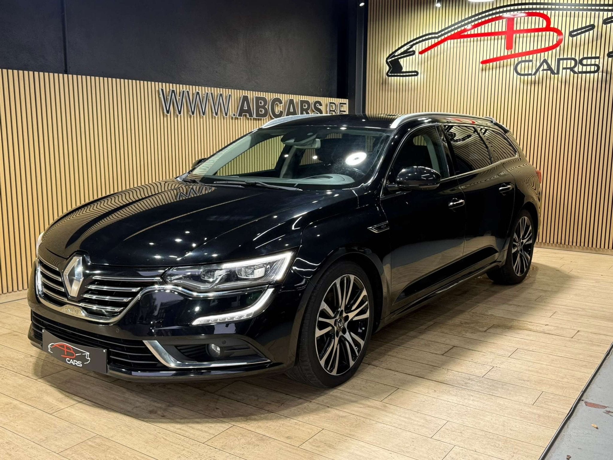 Renault Talisman SW 1.6 dCi Energy Initiale Paris EDC * GARA, Auto's, Automaat, Gebruikt, 4 cilinders, Zwart