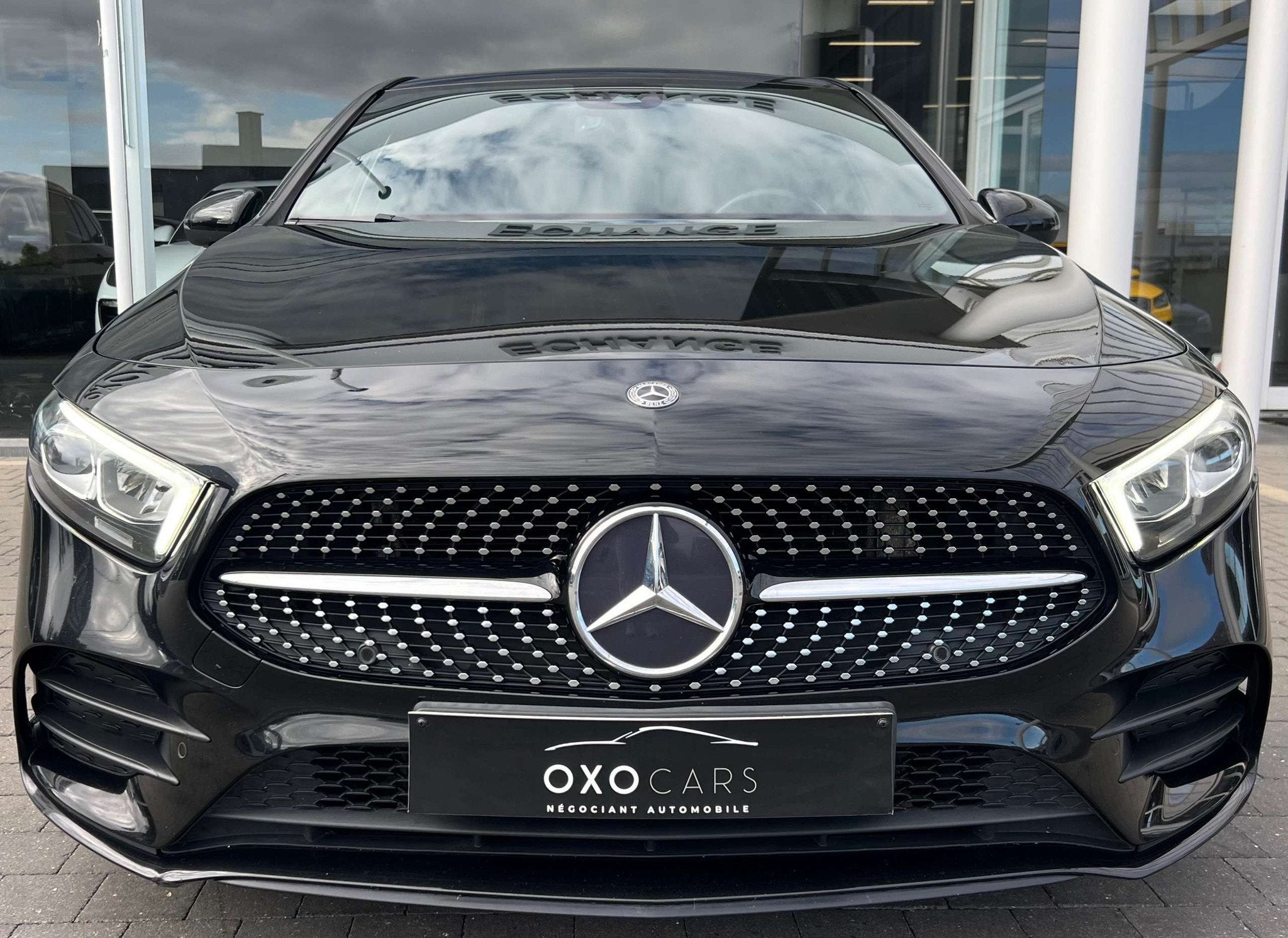 Mercedes-Benz A-Klasse 180 i Pack AMG 136CV / Pack NIGHT / G, 100 kW, Achat, Euro 6, Entreprise