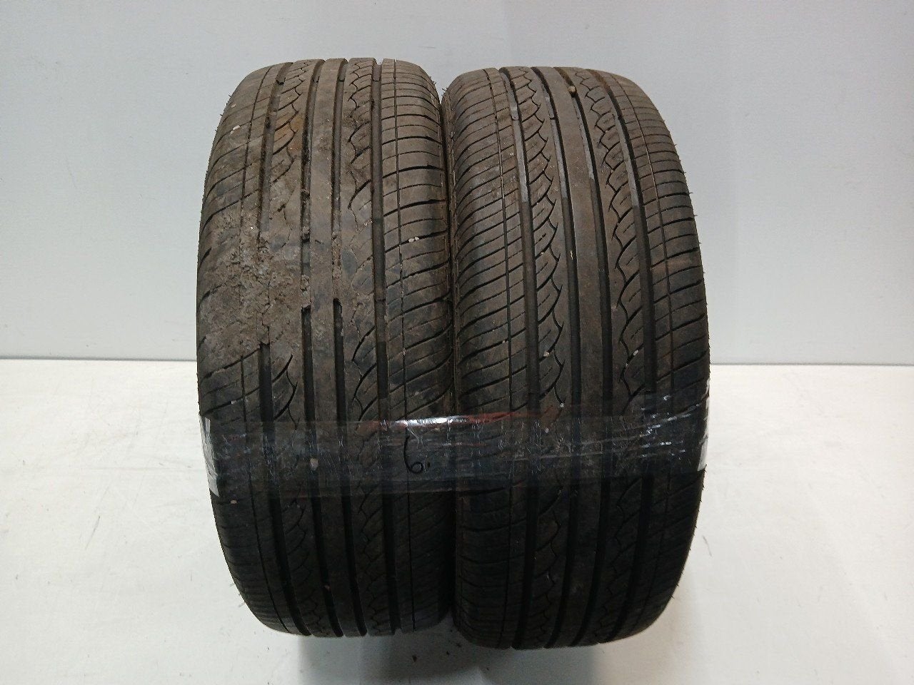 Bandenset 2 stuks Zomer 225 60 R16, Autos : Pièces & Accessoires, Onderdelen@venauto.nl, Van der Ven Autorecycling B.V., Ettenseweg 76, 4706 PB Roosendaal, The Netherlands