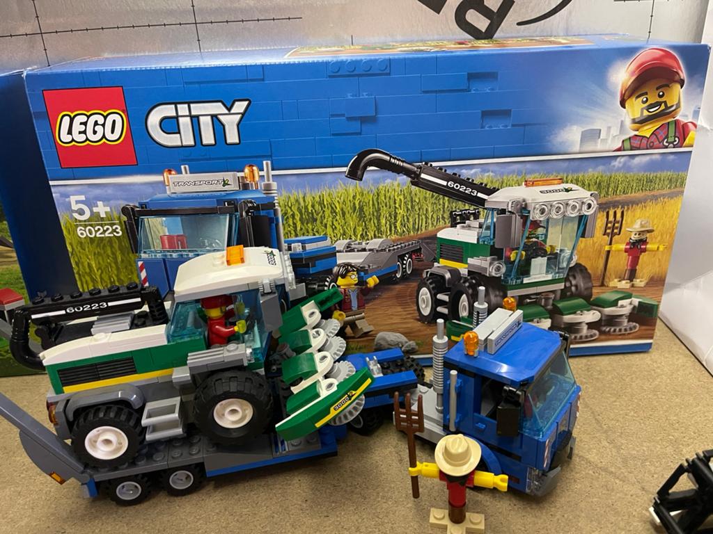 Lego 60223 Maaidorser transport, Ophalen of Verzenden, Zo goed als nieuw, Compleet, Lego