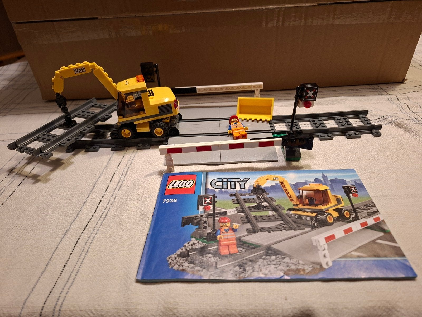 lego city trein overweg 7936, Kinderen en Baby's, Ophalen of Verzenden, Zo goed als nieuw, Lego, City