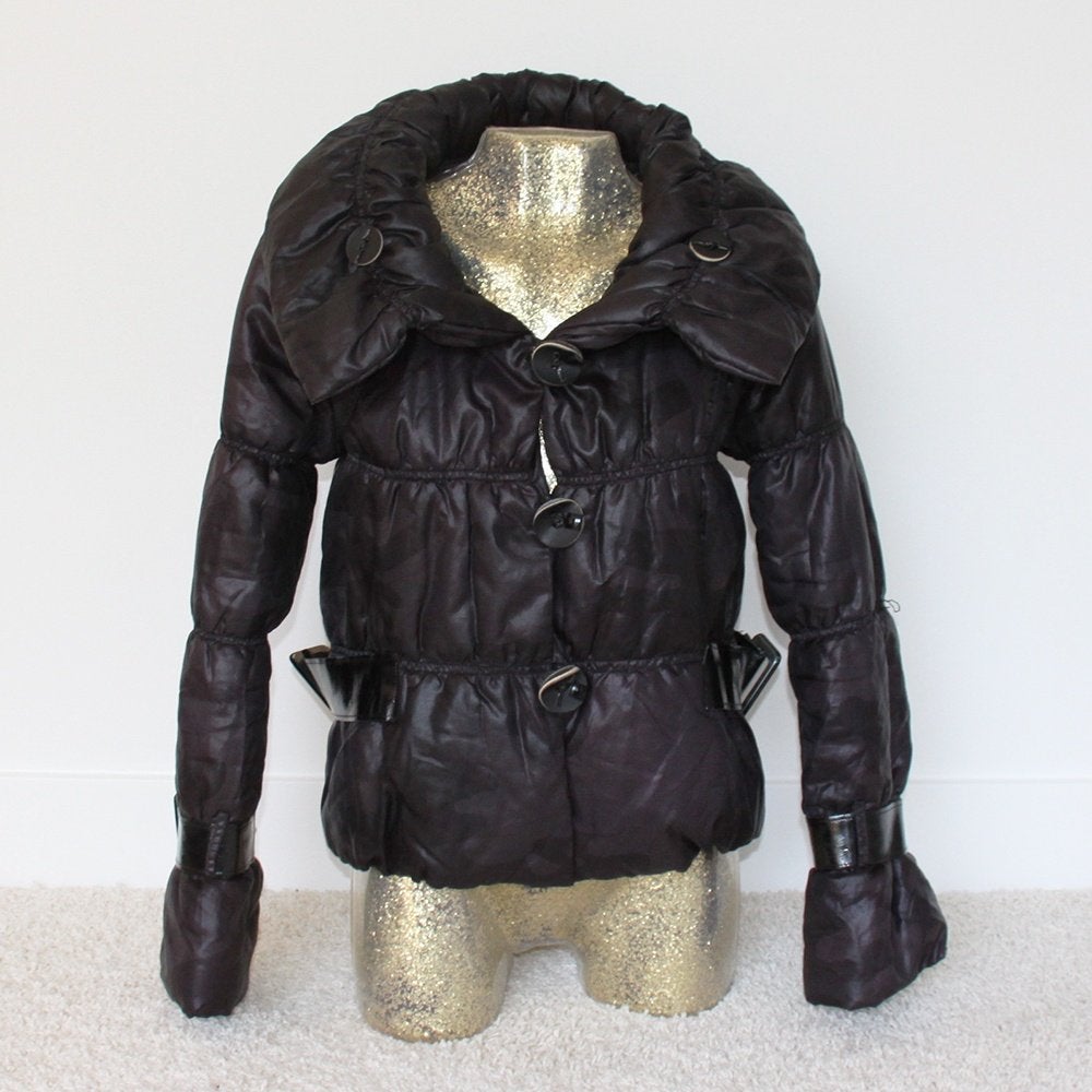 Belle veste Charfen (M) €25, -, Taille 38/40 (M), Comme neuf, Charfen, Noir