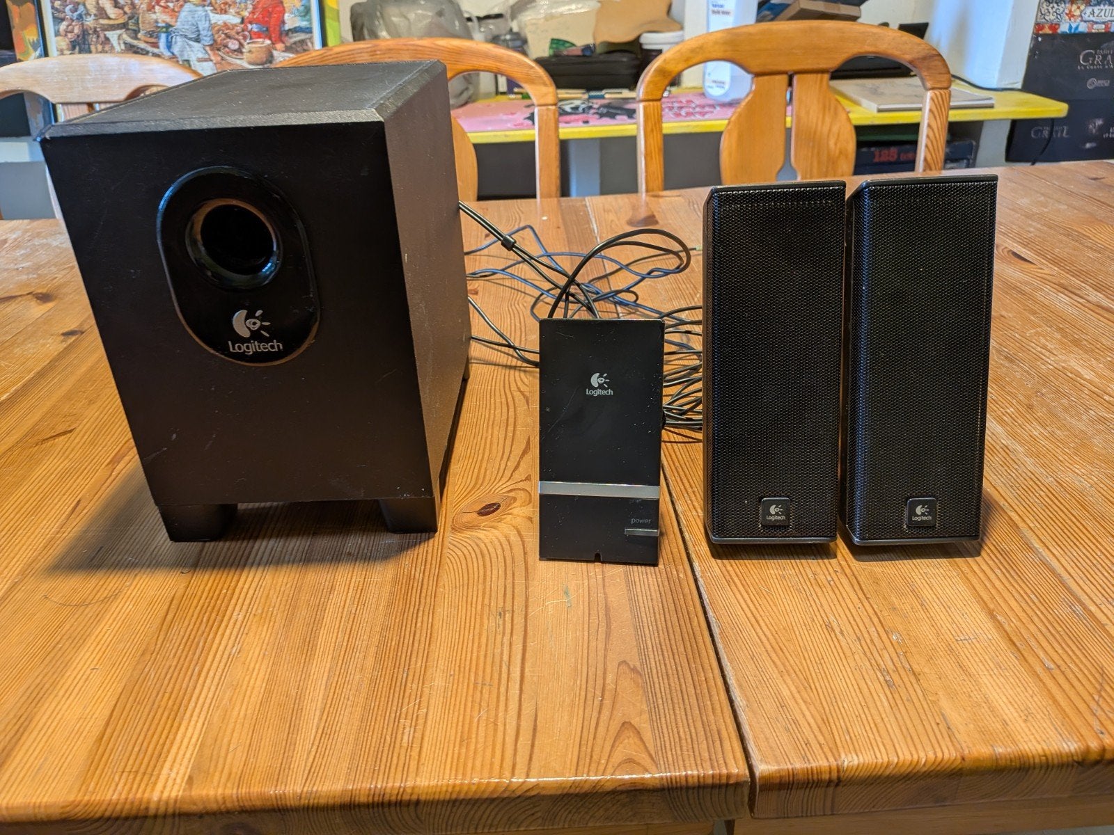 Logitech 2.1-luidsprekerset x 240