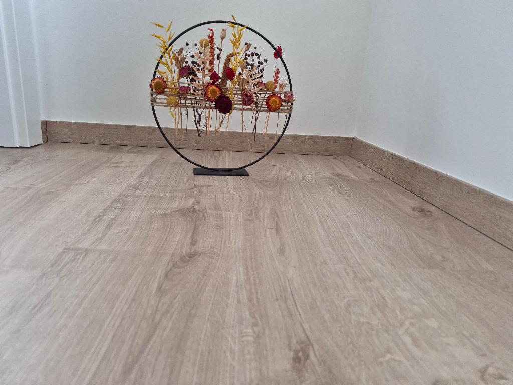 Boog met droogbloemen, Ophalen, Zo goed als nieuw