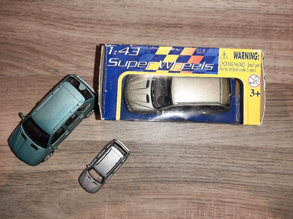 3x BMW X5 E53 1/43-1/72, Hobby en Vrije tijd, Ophalen of Verzenden, Gebruikt, Auto