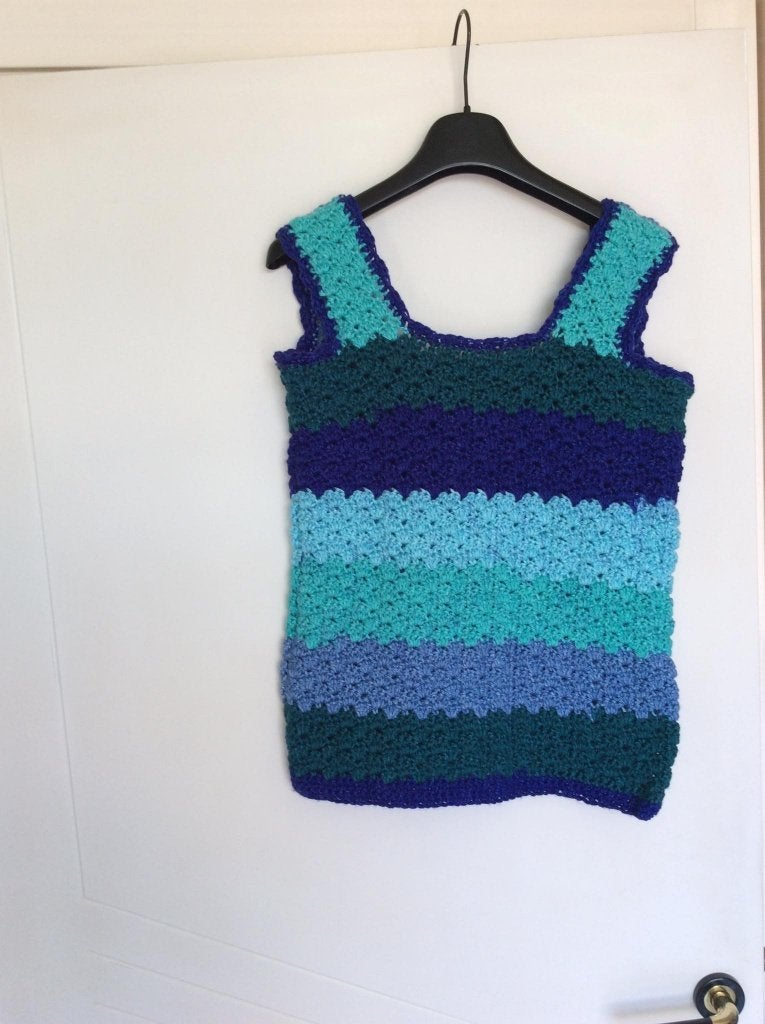 Nieuw, met de hand gehaakt topje., Hobby & Loisirs créatifs, Tricot & Crochet, Enlèvement ou Envoi, Neuf, Crochet, Aiguille