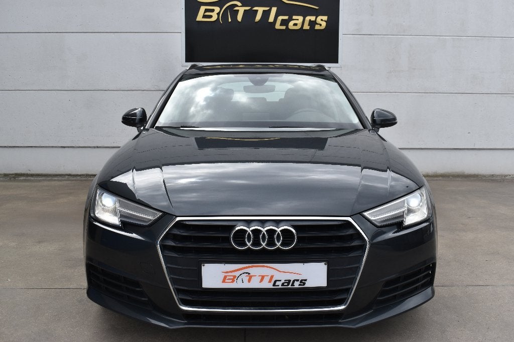 Audi A4 Avant 2.0TDi || 3-zone clima || PDC, Auto's, Voorwielaandrijving, Stof, 4 cilinders, Navigatiesysteem