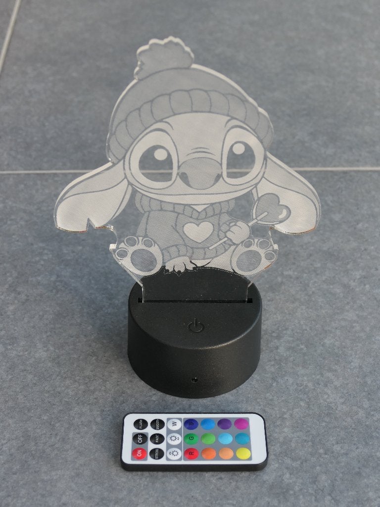 Lampe veilleuse 3D LED Disney Stitch - 9 couleurs, Enlèvement ou Envoi, Autres personnages, Utilisé, Statue ou Figurine