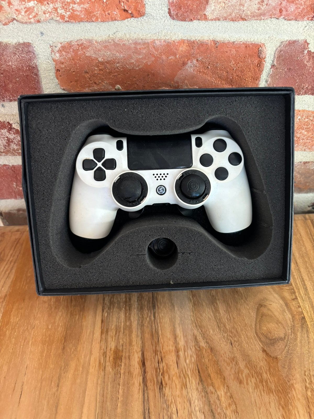 Scuff 2 paddles (R2 kapot), Ophalen, Zo goed als nieuw