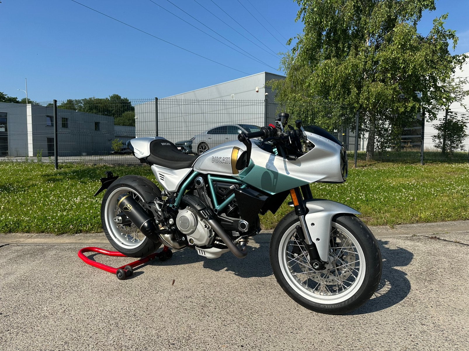 DUCATI FORMULE 73, Motoren, Motoren | Ducati, 2 cilinders, Nieuw, Motorrijbewijs A, Bedrijf