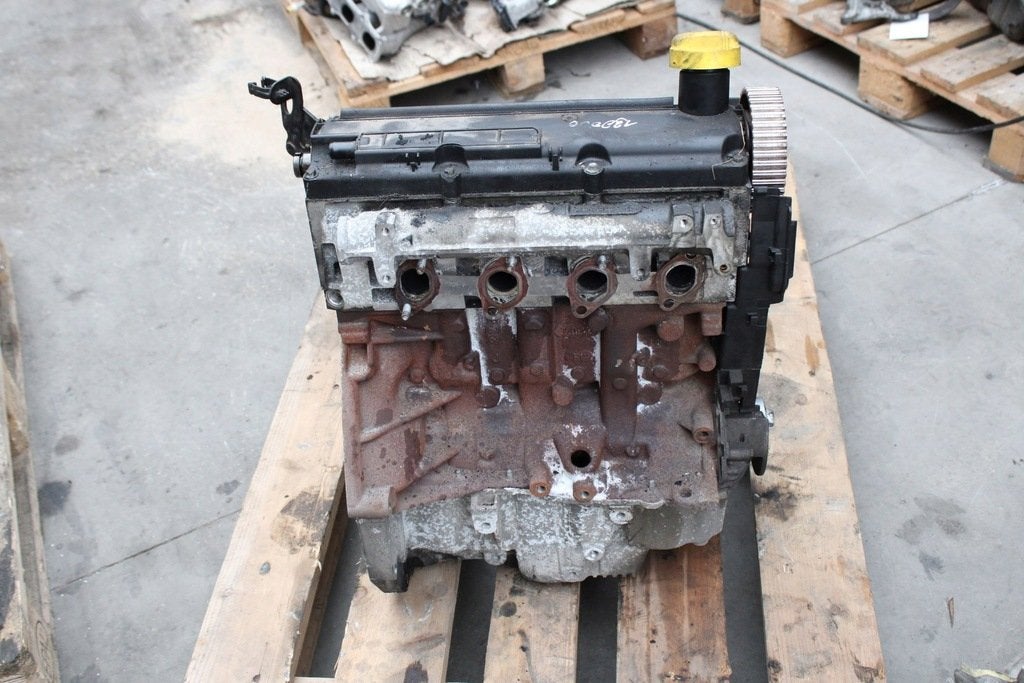 Moteur K9K830 Nu RENAULT MEGANE CLIO, Envoi, Utilisé, Daihatsu