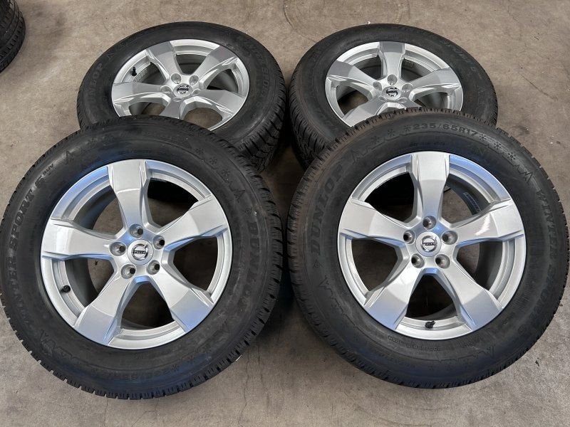 17 inch originele velgen + winterbanden volvo XC60 31423850, Neuf, Pneus et Jantes, Pneus hiver, -