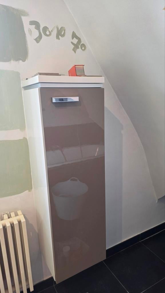 Medicijnkastje 113x35x27 (hoogte,breedte,diepte), Ophalen
