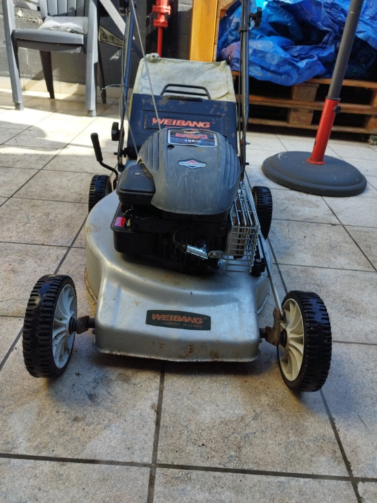 A vendre tondeuse à gazon essence 4 temps, Jardin & Terrasse, Tondeuse rotative, Enlèvement, Utilisé, Weibang