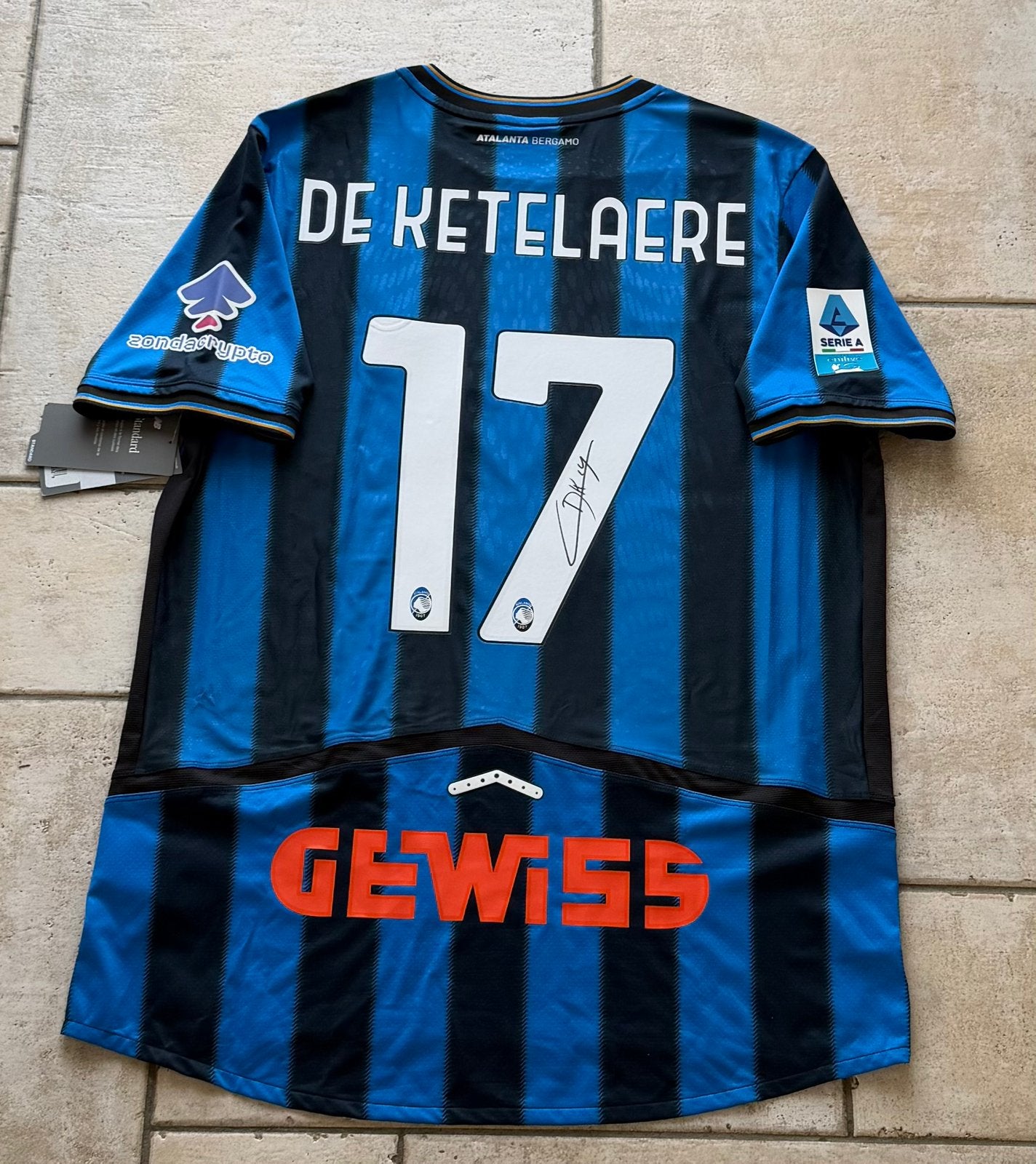 Gesigneerd Shirt Charles De Ketelaere Atalanta Bergamo, Sport en Fitness, Ophalen of Verzenden, Zo goed als nieuw, Shirt