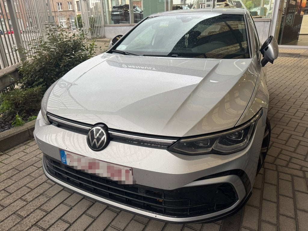 Volkswagen Golf VIII R-Line, Autos, Argent ou Gris, Achat, Entretenue par le concessionnaire, 5 portes