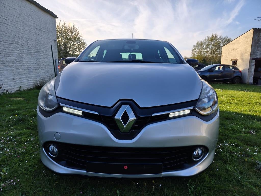 Renault clio 1.5 DCI.2016.28321km boite automatique euro 6, Autos, Cuir, Argent ou Gris, Achat, Euro 6