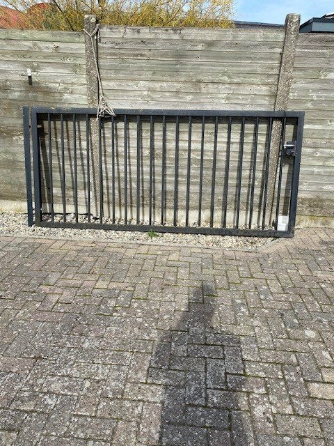 Poort, Ophalen, Gebruikt, Staal, 100 tot 150 cm