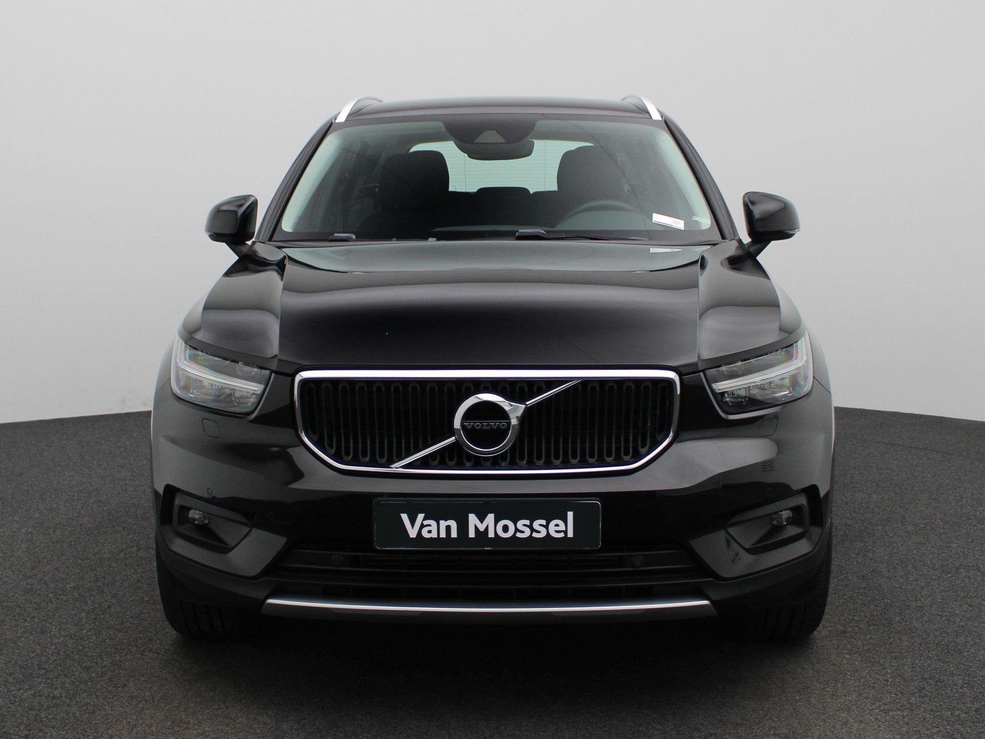 Volvo XC40 T2 Geartronic Momentum Pro (automatique), Autos, Achat, Entreprise, 5 portes, 95 kW