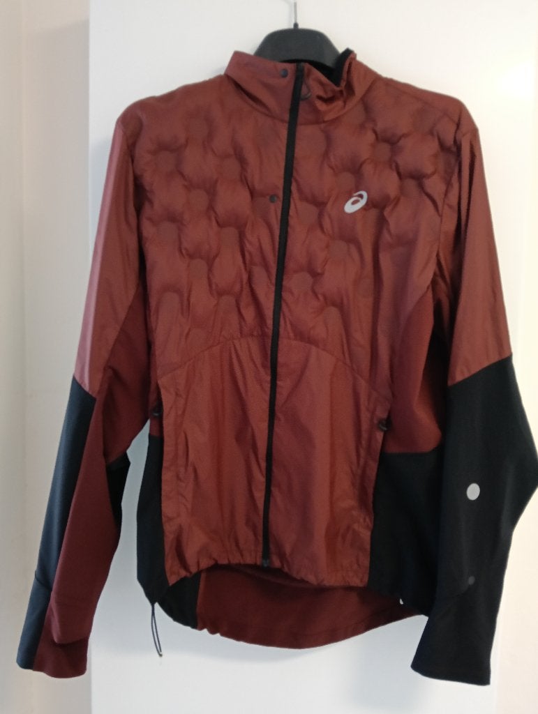 Licht gewatteerd training trailrun jasje Asics. Size = L, Autres couleurs, Enlèvement, Asics, Course à pied ou Cyclisme