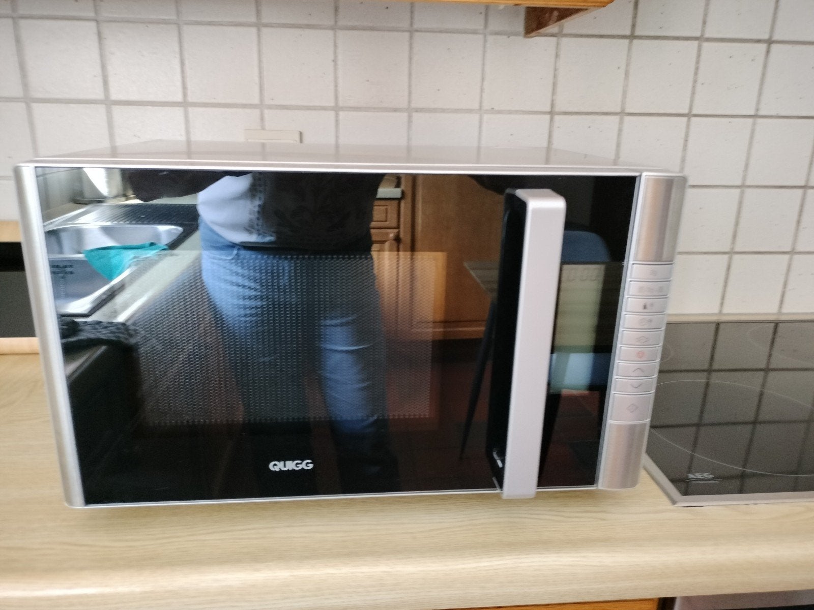 microgolfoven met grill 800watt, Elektronische apparatuur, Microgolfovens, Ophalen, Grill, Microgolfoven