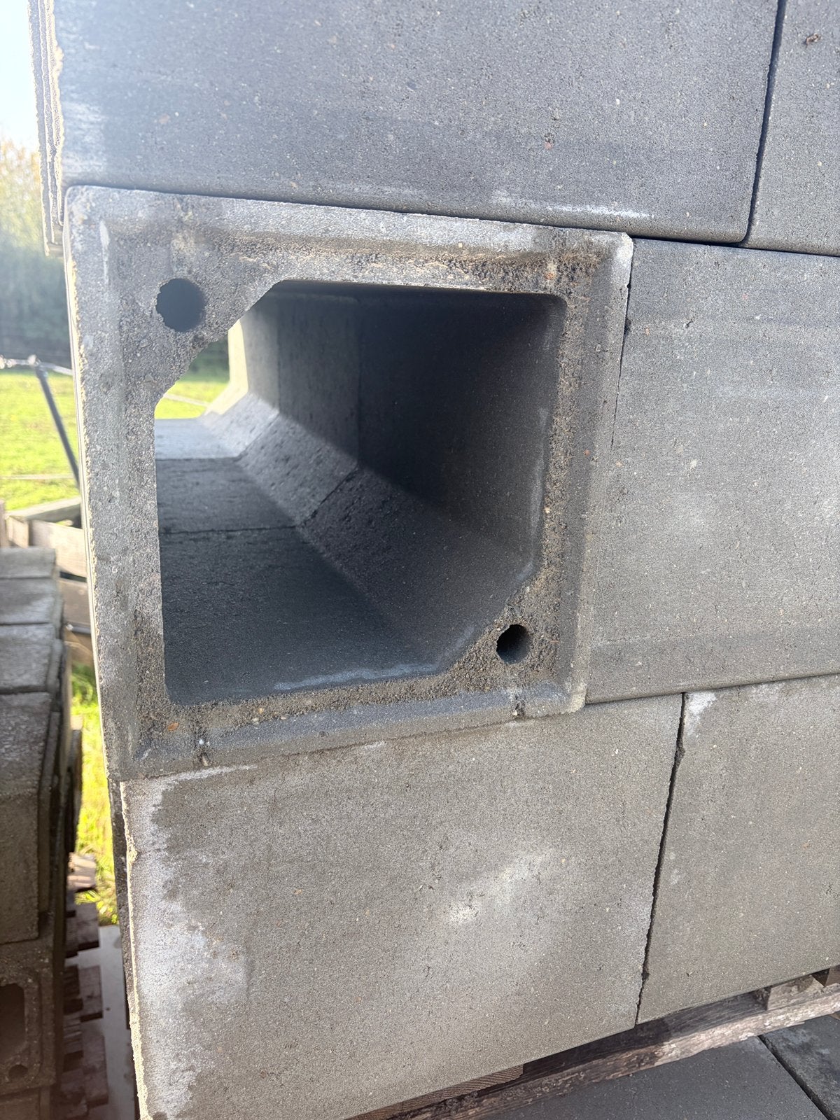 Cheminées en béton, Enlèvement, Neuf