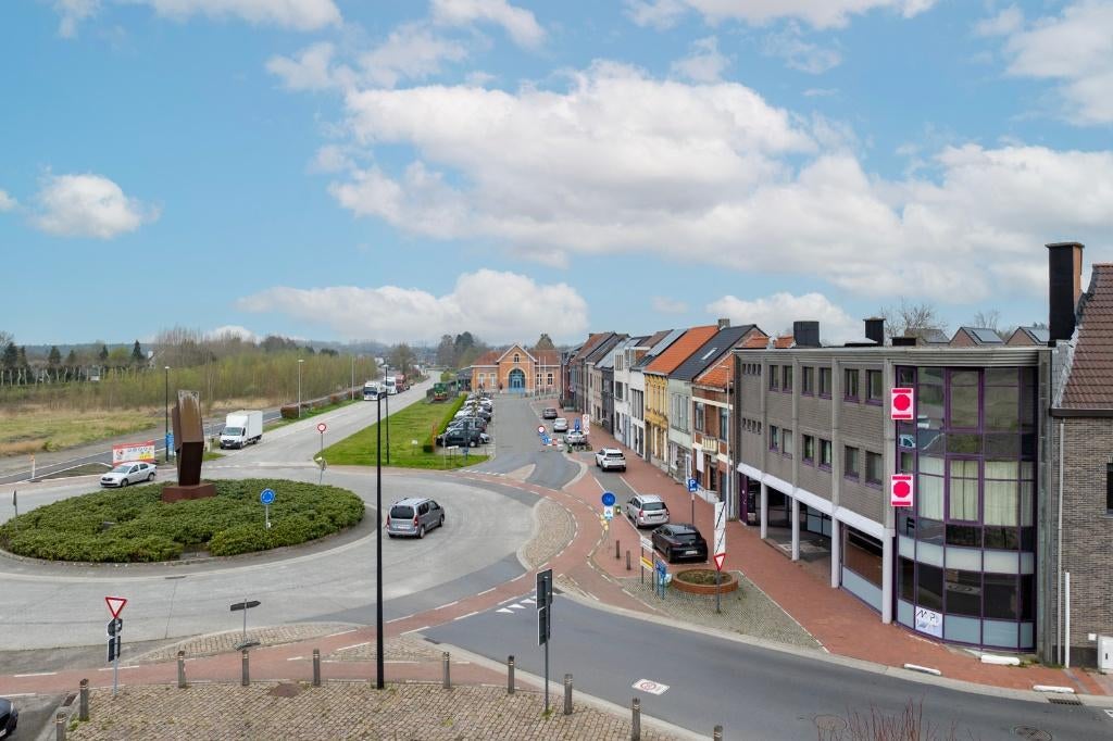 Moerbeke Lokeren zeer ruim comfortabel appartement te koop, 180 m², Moerbeke ( Lokeren), Provincie Oost-Vlaanderen, 500 tot 1000 m²