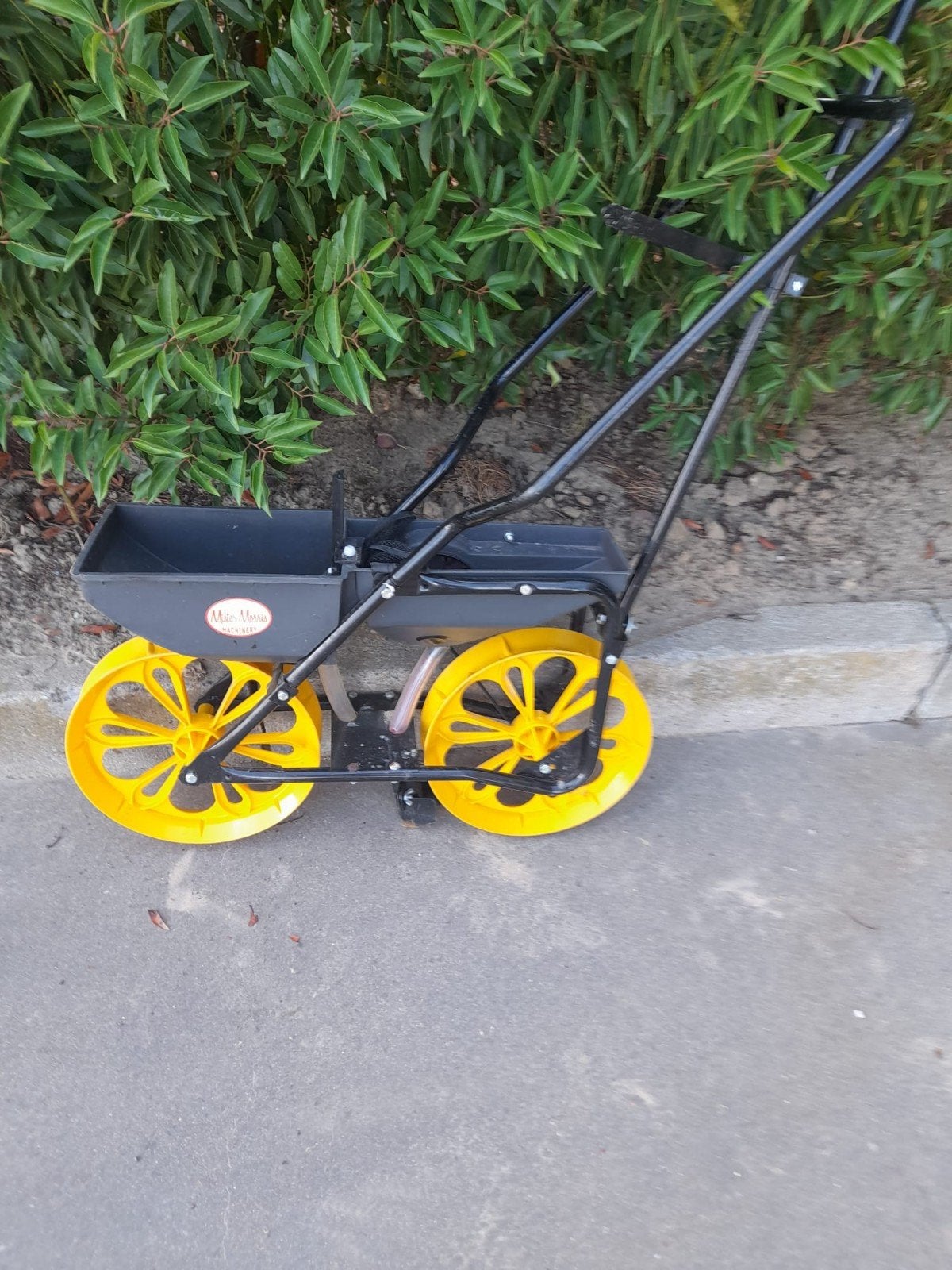 Semoir à une rangée Turfmaster, Jardin & Terrasse, Outils à main, Enlèvement, Comme neuf, Autres types, TURFMASTER