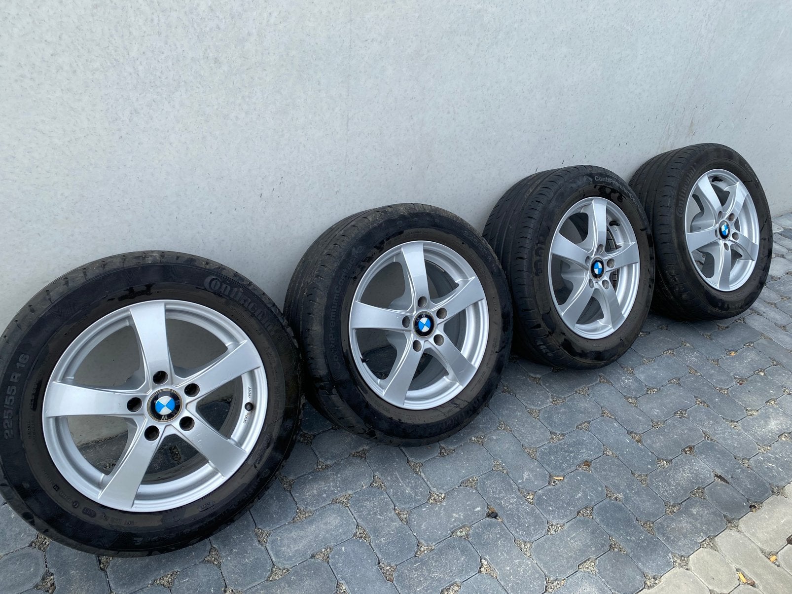 SET ALU VELGEN VOOR BMW - 225/55 R16 95V, Ophalen, Gebruikt, 16 inch, Banden en Velgen