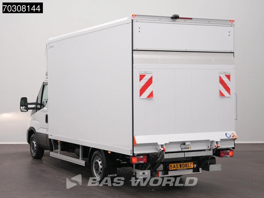 Iveco Daily 35S18 3.0L Automaat Laadklep 180PK Bakwagen ACC, Auto's, Automaat, Stof, Euro 6, 4 cilinders