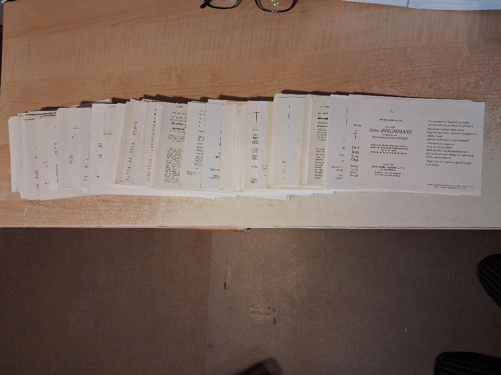 Rouw- Bidprentjes MUNSTERBILZEN 475 stuks, Ophalen, Bidprentje