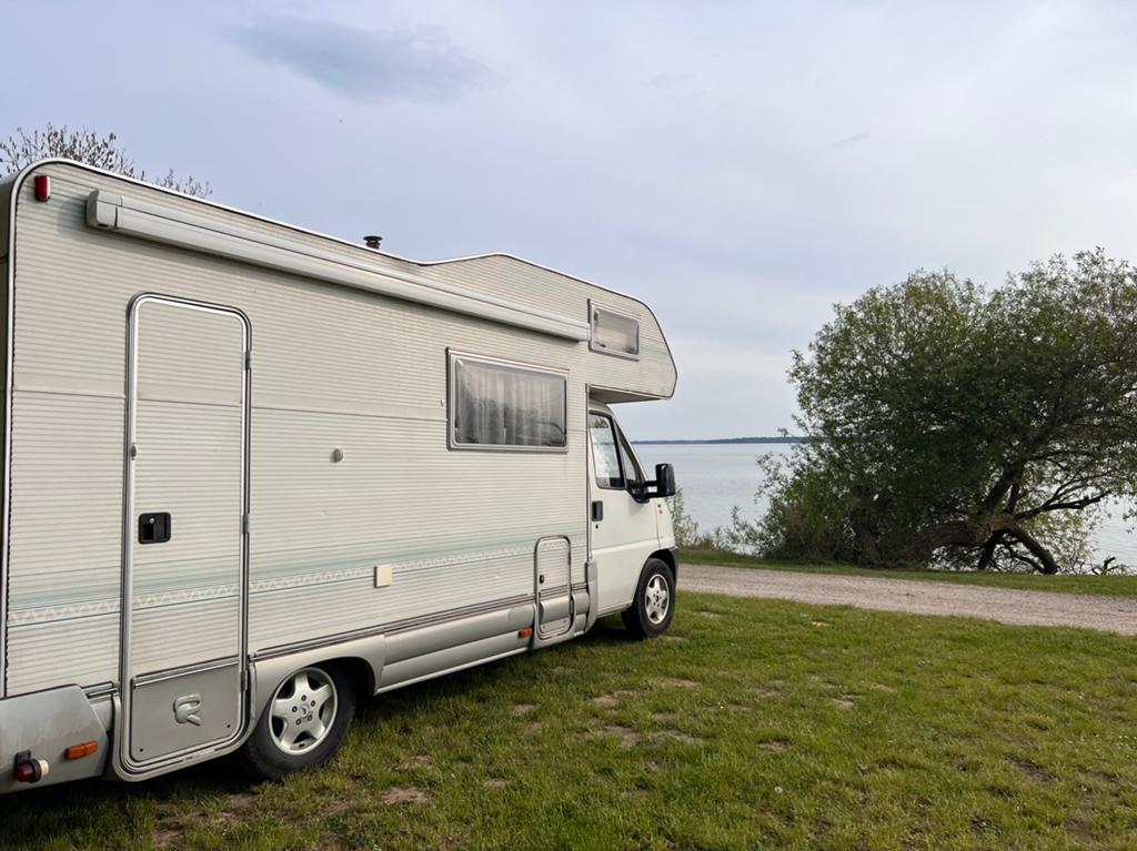 Rimor Europeo 72/6 places de couchage ! Charge 625 kg !, Caravanes & Camping, Camping-cars, Siège de train, 6 à 7 mètres, Détecteur de fumée