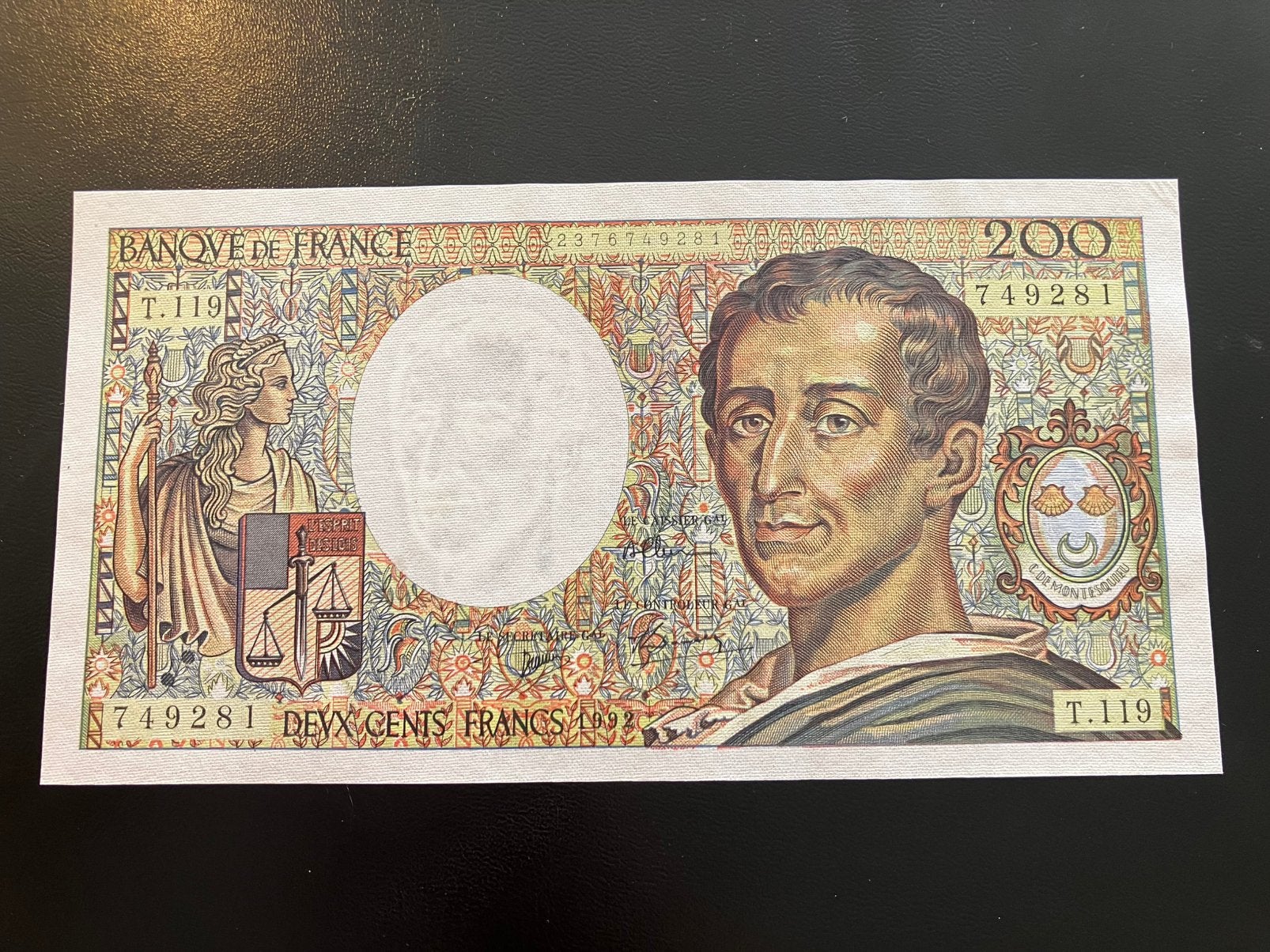 200 francs français 1992 Montesquieu - Bel état, Enlèvement ou Envoi, France, Billets en vrac