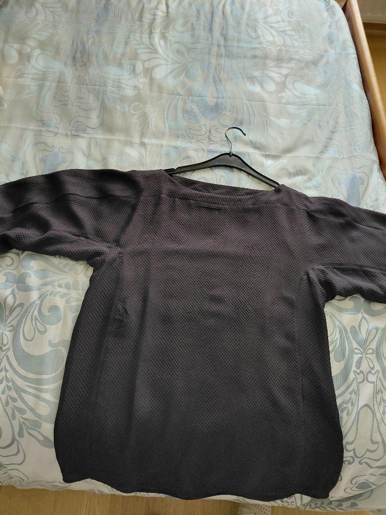 Zijden zwart hemd, Kleding | Dames, Ophalen of Verzenden, Zo goed als nieuw, Maat 38/40 (M), Zwart