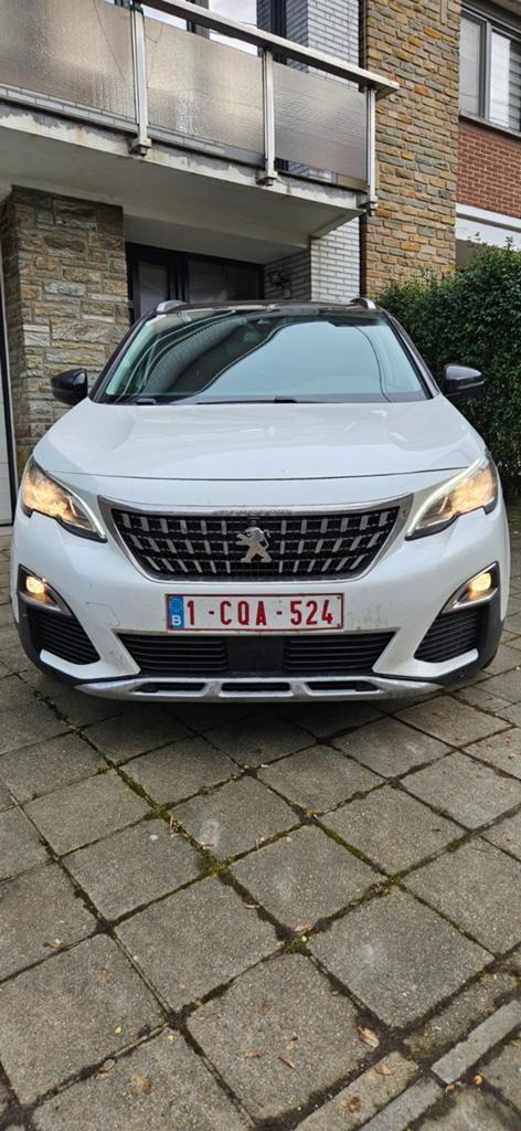 Peugeot 3008 1.6 diesel très propre euro 6b, Auto's, Peugeot, Monovolume, 4 cilinders, 1600 cc, Leder en Stof