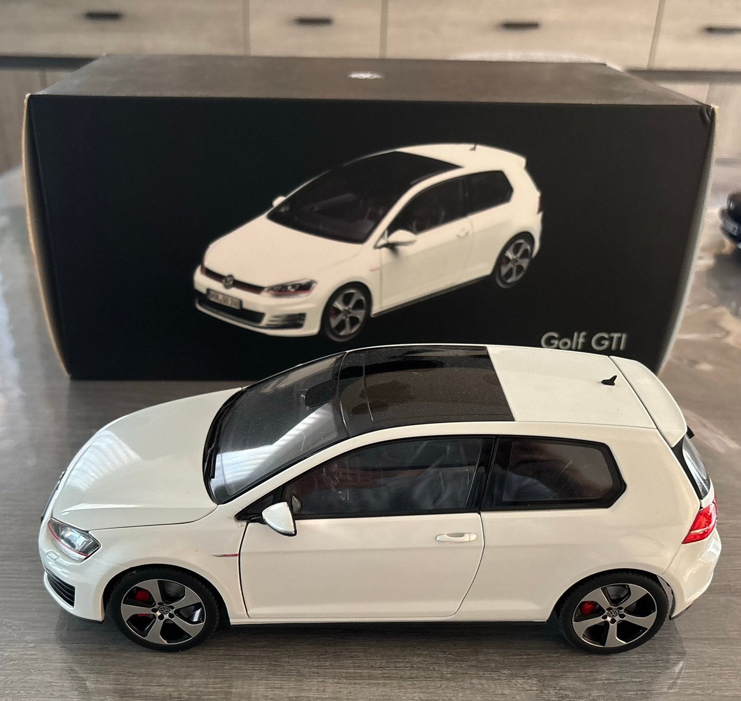 Norev golf 7 gti, Hobby & Loisirs créatifs, Voitures miniatures | 1:18, Enlèvement, Neuf, Voiture, Norev