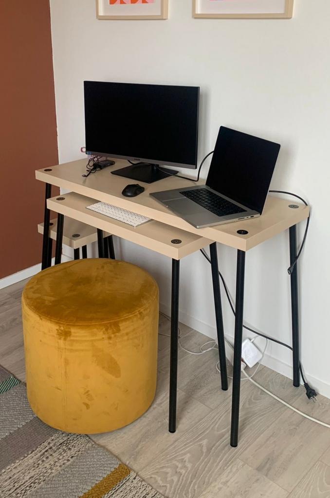 Tafel setje (2 tafels+ 2 krukjes) perfecte staat, Ophalen, Nieuw
