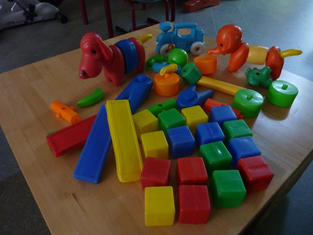 vintage tupperware speelgoed, Enlèvement