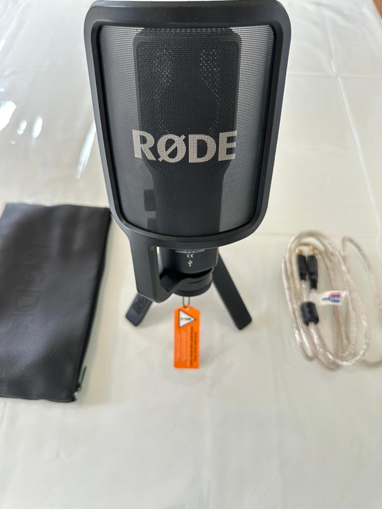 Microphone de studio Rode NT-USB avec support, Musique & Instruments, Microphones, Enlèvement ou Envoi, Comme neuf, Micro studio