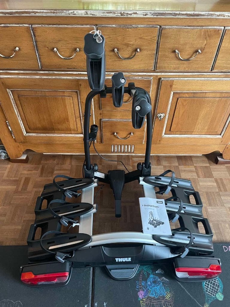 Location porte-vélo THULE (3+1 vélos) - Bruxelles, Support d'attelage, Pneus larges, 3 vélos ou plus, Comme neuf