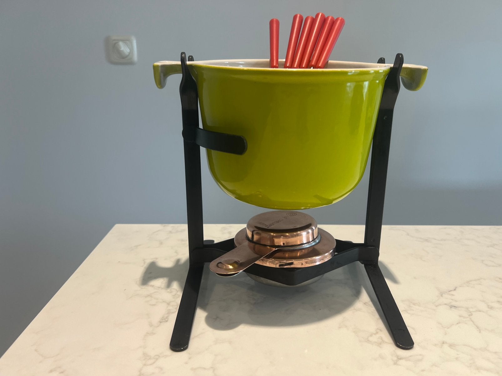 Zeldzame Le Creuset La Mama fondueset met mint groene pan, Gebruikt, Gietijzer, Overige typen, Le Creuset