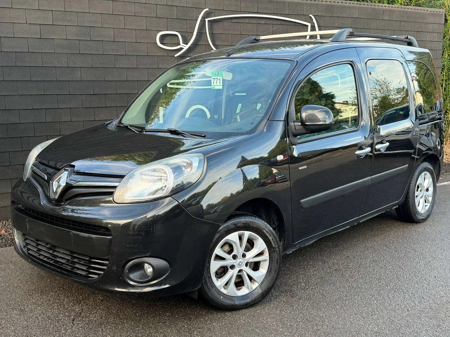 Renault Kangoo 1.5 dCi+AIRCO+5 PLACES+EURO 5B (bj 2015), Auto's, Euro 5, Stof, Gebruikt, Zwart
